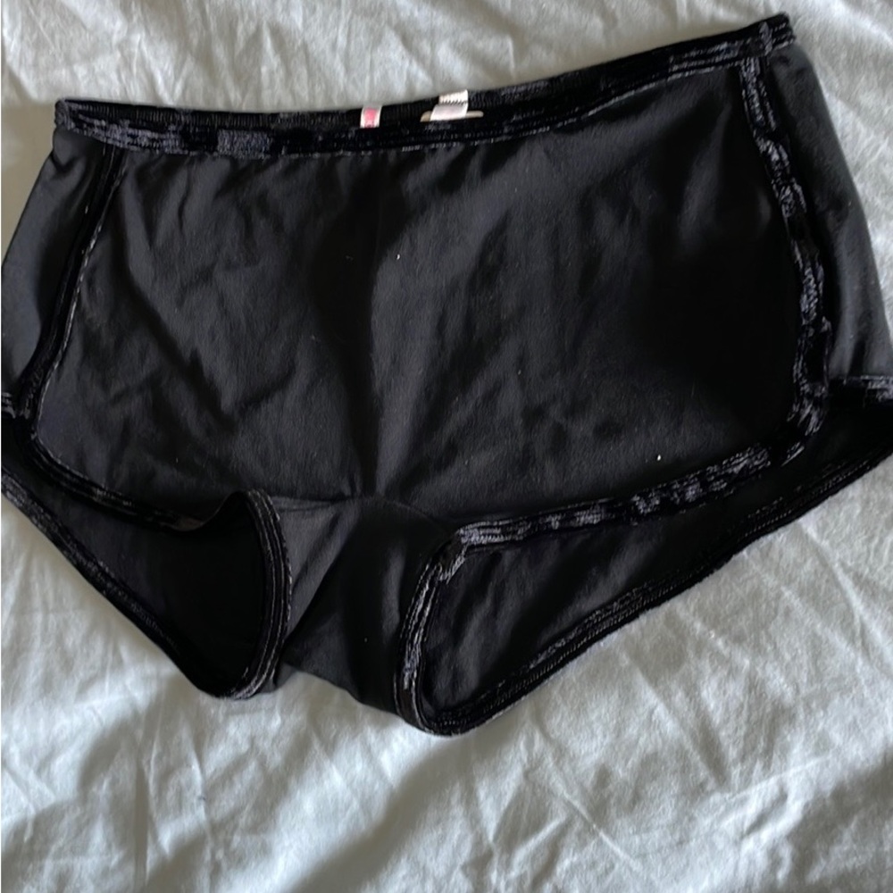 💀NWT💀VS PINK Large Boy short